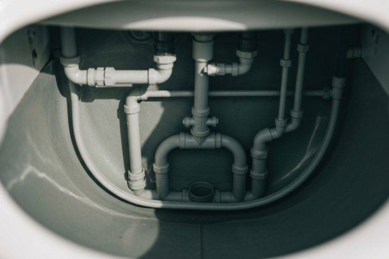 Temporary Fixes for a Running Toilet (What You Can Do Right Now)